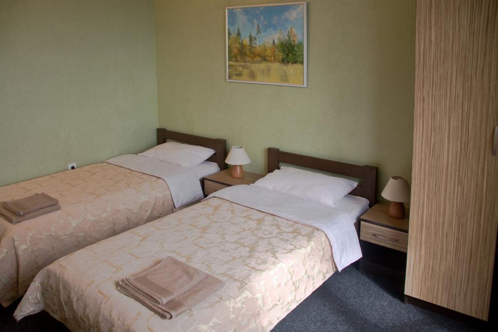 Pik Hotel Dragobrat Room photo