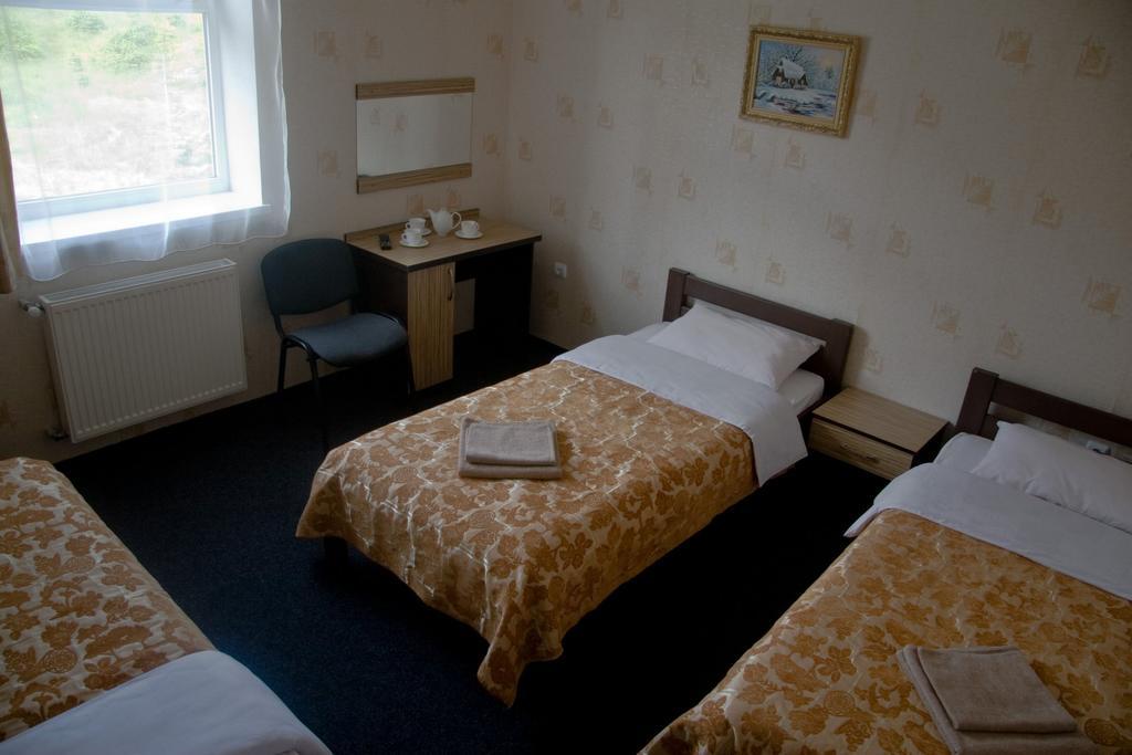 Pik Hotel Dragobrat Room photo